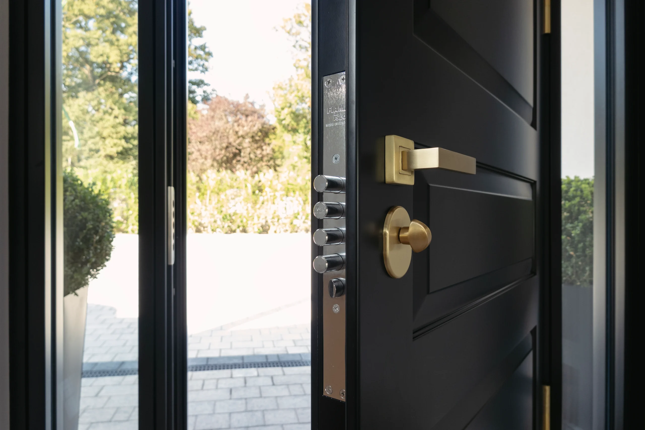 Multipoint lock ISEO